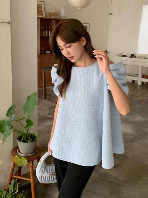 TWEED CUTOFF SHOULDER TOPS