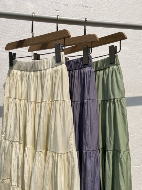 MATTE SATIN TIERED SKIRT