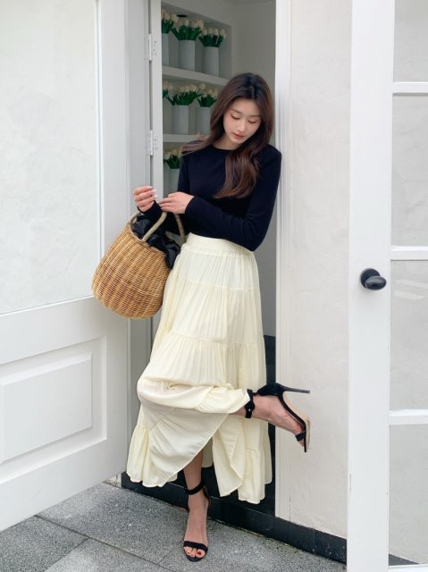 MATTE SATIN TIERED SKIRT