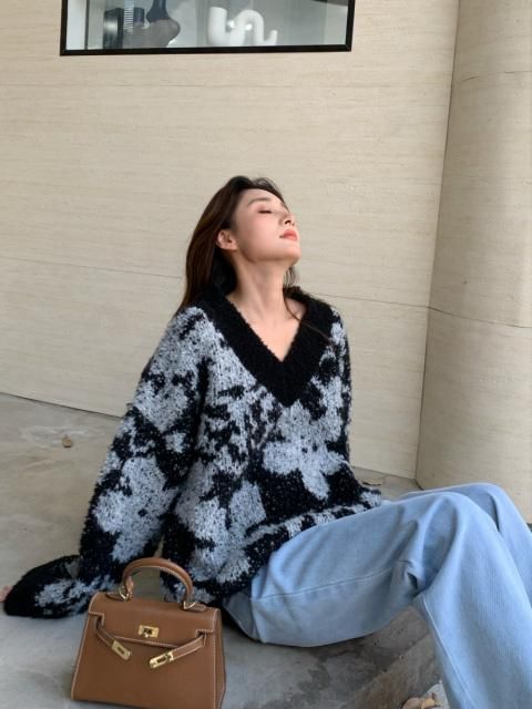 50% OFFFLOWER KNIT TOPS<img class='new_mark_img2' src='https://img.shop-pro.jp/img/new/icons41.gif' style='border:none;display:inline;margin:0px;padding:0px;width:auto;' />