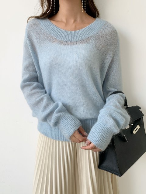 LOOSE FIT KNIT TOPS