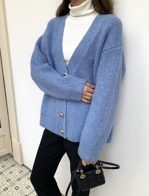 40% OFFMETAL BUTTON CARDIGAN