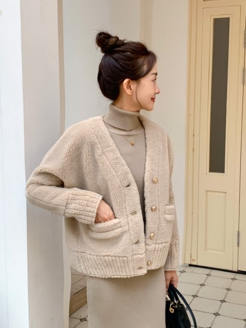 BOA V NECK CARDIGAN