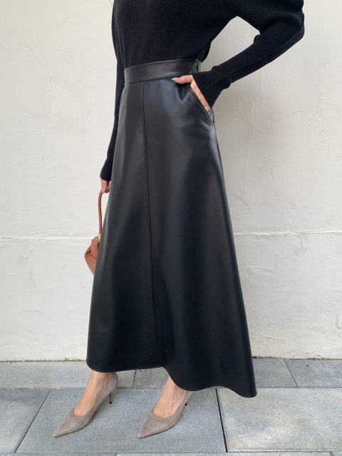 LEATHER FLARE LONG SKIRT