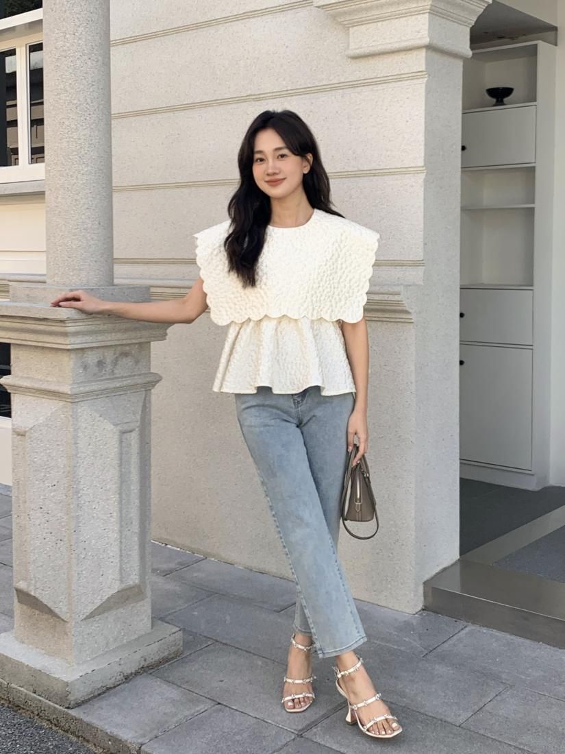SCALLOPED FLOWER JACQUARD TOPS - BIRTHDAY BASH