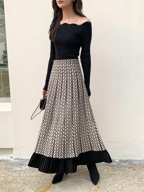 VELOUR PLEATS DOCKING KNIT SKIRT