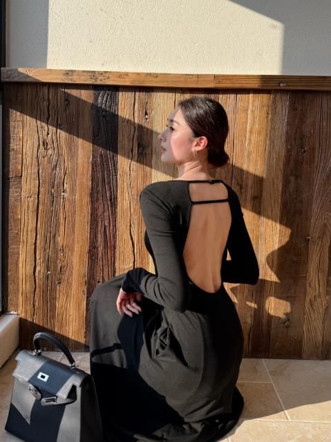 BACK DESIGN LONG DRESS
