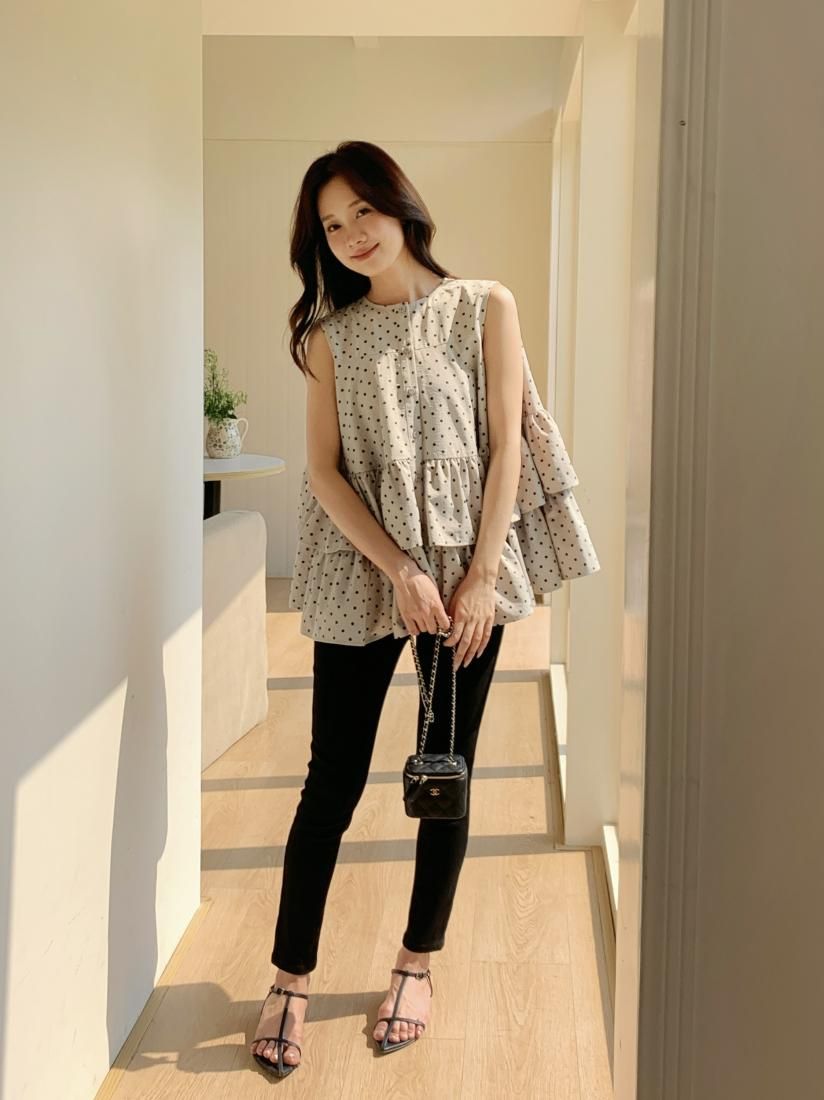 2WAY DOT TRIPLE FRILL TOPS - BIRTHDAY BASH