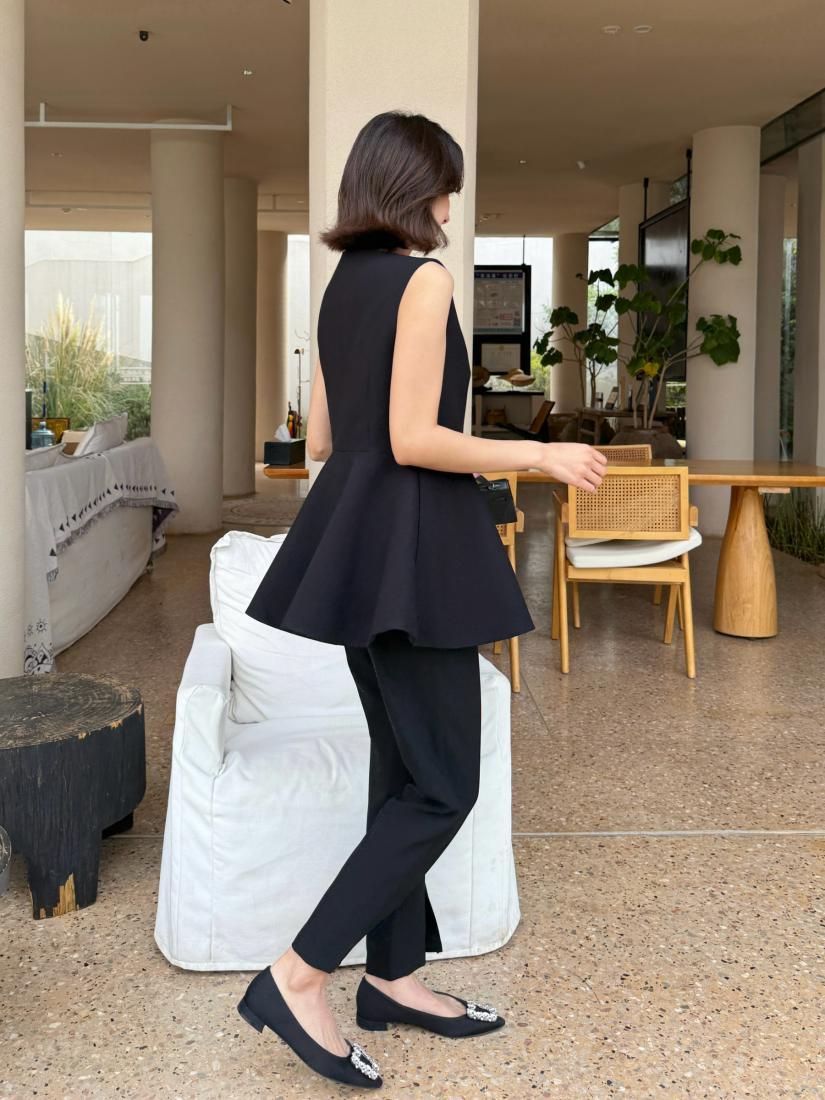 DECORATIVE FRILL GILET - BIRTHDAY BASH