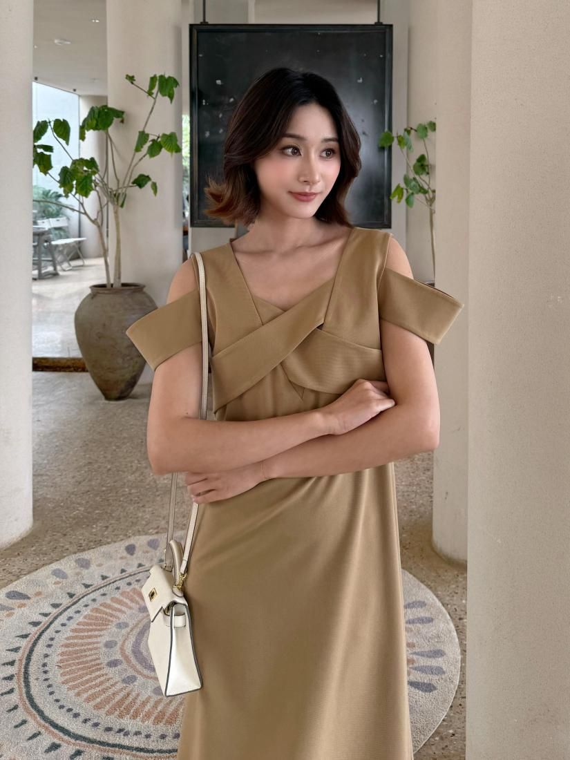 50％OFF】DAISY LONG DRESS LIMITED BEIGE - BIRTHDAY BASH