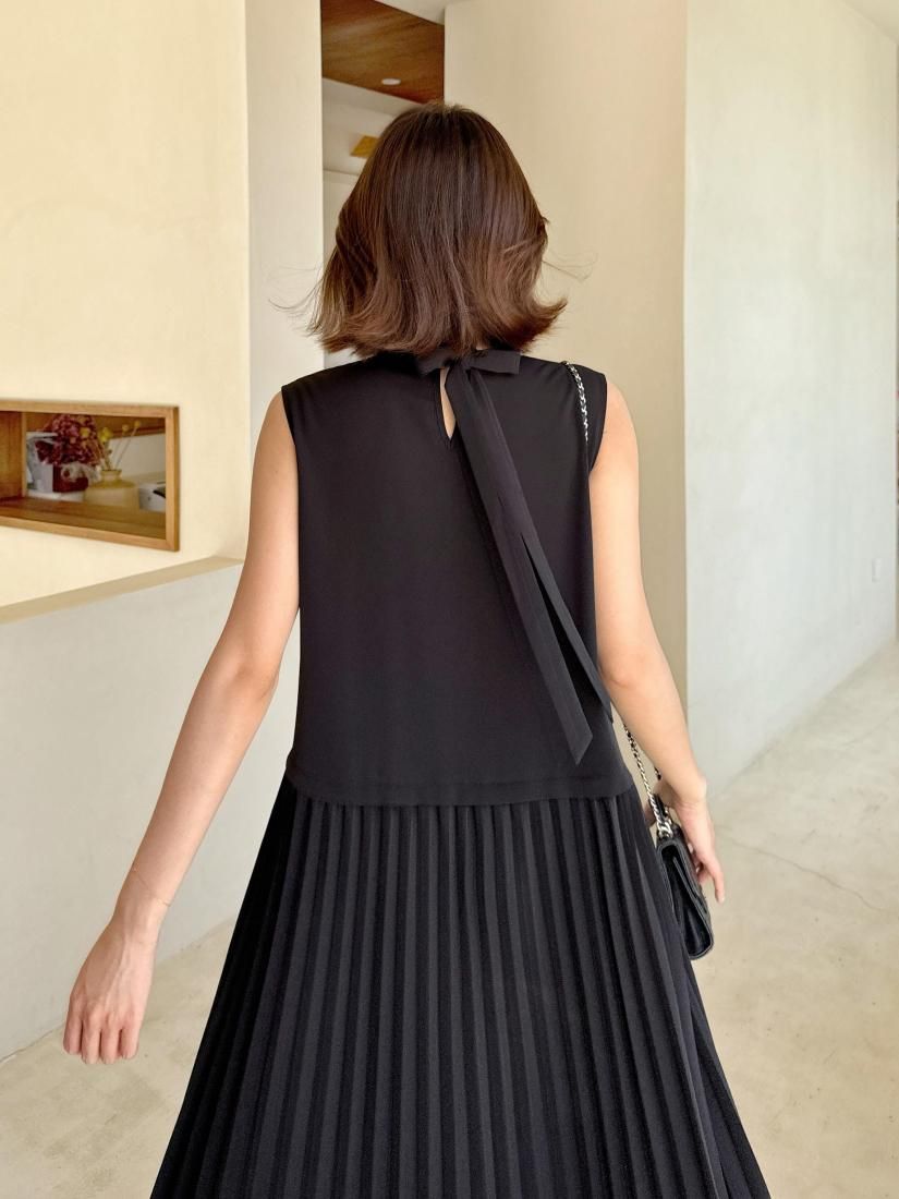 PLEATS DOCKING I LINE DRESS - BIRTHDAY BASH