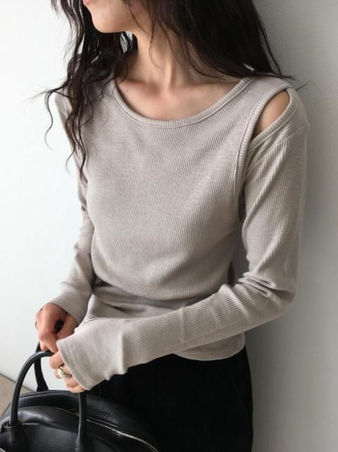 KR SHOULDER SLIT TOPS