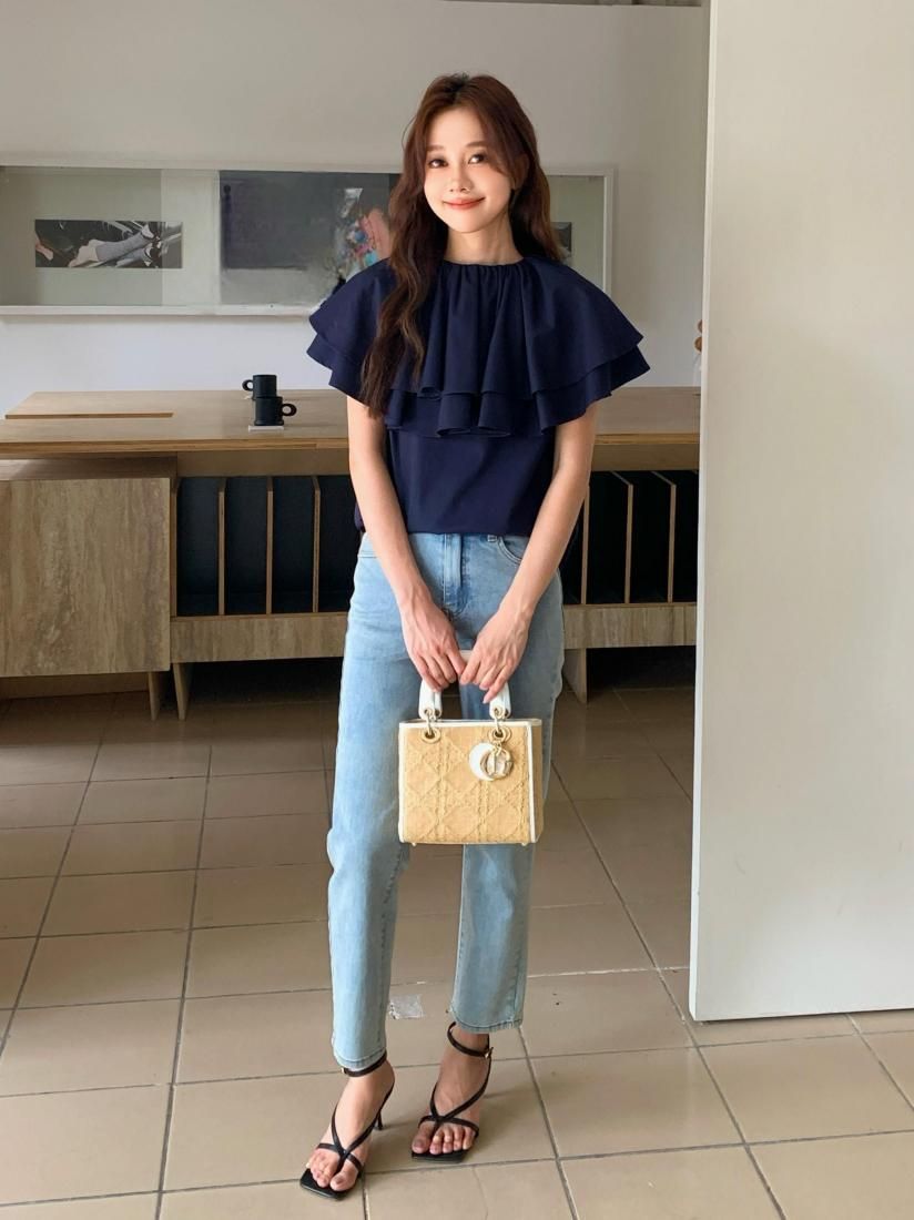 2WAY FRILL COLLAR TOPS - BIRTHDAY BASH