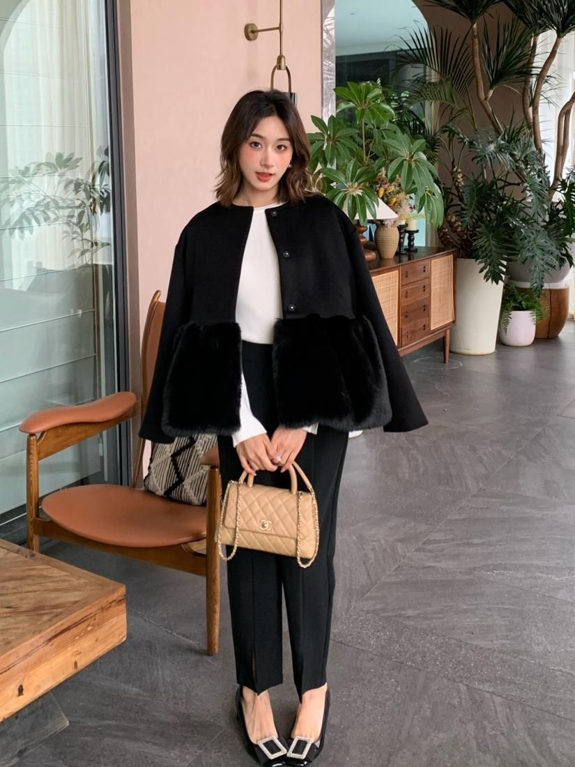 BIRTHDAY BASH アウター PRE ORDER】PEPLUM FUR DOCKING COAT - BIRTHDAY BASH