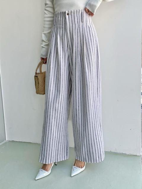 TUCK STRIPE WIDE PANTS