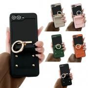 Galaxy Z Flip6  Ѿ׷ С ޤꤿ߷ ηդ PU쥶 ɵǽ