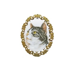 ウエストジャーマニー・可愛い猫の横顔が描かれたブローチ