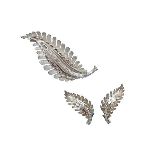 パクラ・シックなリーフモチーフのヴィンテージブローチセット｜Daisy