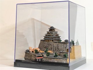松本城模型1/200ケース、LED付き