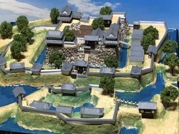 日本100名城 ジオラマ模型 在りし日のお城を復元します。