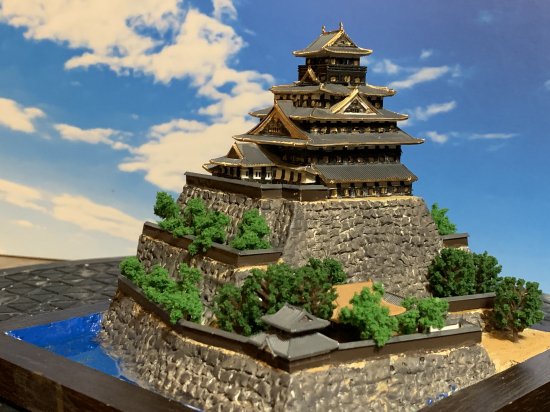 初売り】 日本の城 ジオラマ 架空の城と城下の漁村の景色 松山城 風化 
