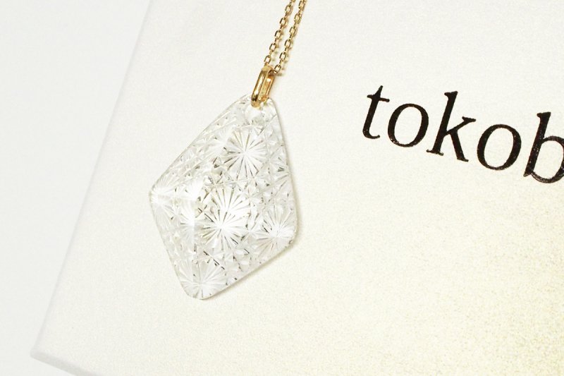 tokoba jewelry ピラミッド･ネックレス 菊つなぎ