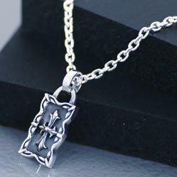 a1054 【50％OFF特別価格】シルバーframe of クロスネックレストップ【文字彫り刻印無料サービス】