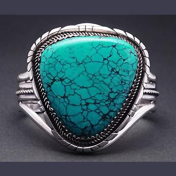a1665 天然ビッグ ターコイズ バングル - シルバーアクセサリー