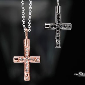 a1557 【大特価85％OFF・ペア割88%OFF】キュービックジルコニアクロスメッセージネックレス Stay by side チェーン付き