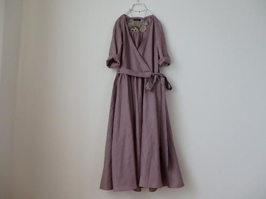 リネンのカシュクールマキシ丈ワンピース モーヴラベンダー リネンc 長袖 Katsushige リネンのカシュクールマキシ丈ワンピース モーヴラベンダー リネンc 長袖 Katsushige