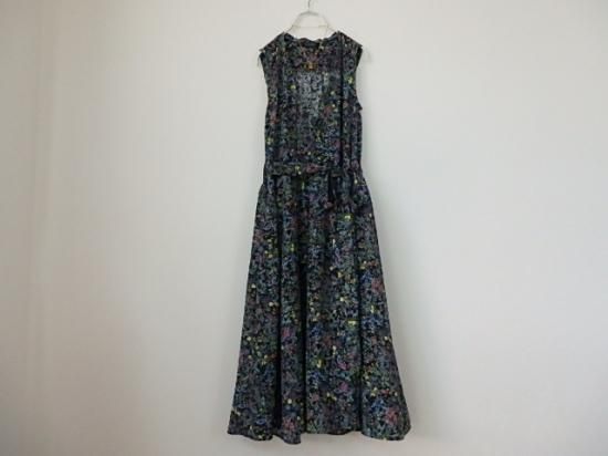 英国輸入リバティプリント Wild Flowers クレープシルク カシュクールワンピース Katsushige 英国輸入リバティプリント Wild Flowers クレープシルク カシュクールワンピース Katsushige