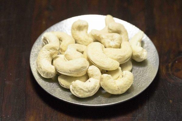 完熟ペッパーナッツ 150g【赤く熟したペッパーだけが持つ大人の