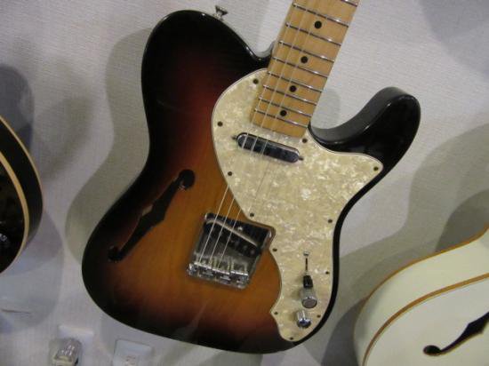 FENDER MEX CLASSIC 69 TELECASTER THINLINE メキシコ製のシンライン