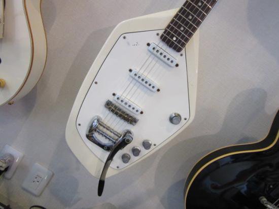 VOX PHANTOM MARK VI ６０年代のイングランド製VOXファントムギター