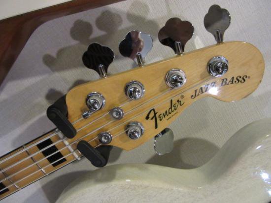 FENDER USA AMERICAN DELUXE JAZZ BASS V N3 進化するUSAアメデラジャズベースの5弦モデル！ - ギター買取  東京 - ギターのじゃべらぼう