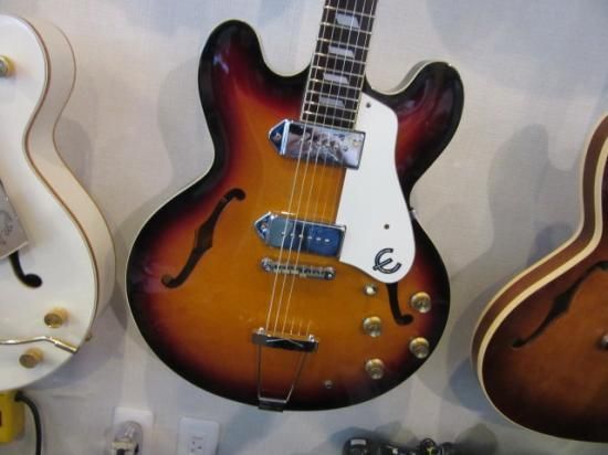 EPIPHONE CASINO 人気の９０年代ピアレス工場製カジノ！ - ギター買取 ...