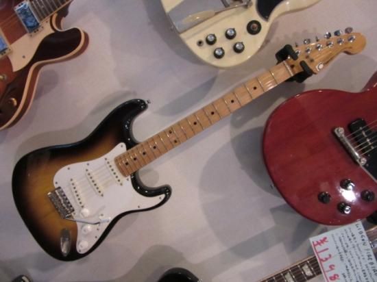 FERNANDES FST-60 70年代後期の石ロゴ/22フレットモデル FERNANDES FST-60 70年代後期の石ロゴ/22フレットモデル