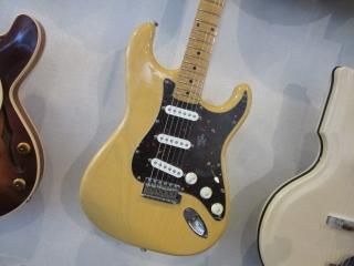 FENDER JAPAN - ギター買取 東京 - ギターのじゃべらぼう