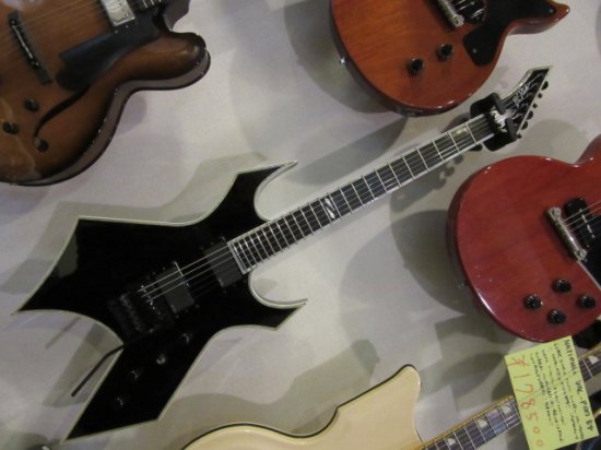 BC RICH WARLOCK NJ DELUXE ONYX 変形ギターでも人気のワーロック！充実した仕様の一本です！ - ギター買取 東京 -  ギターのじゃべらぼう