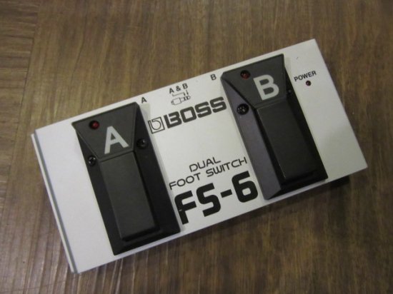 BOSS FS-6 ２つのフットSWを一体化、ラッチ／アンラッチ切り替えも可能