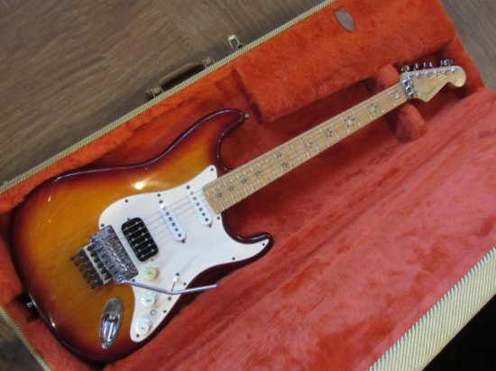 FENDER USA RICHIE SAMBORA STRATOCASTER ９０年代の希少なリッチーサンボラモデル！ - ギター買取 東京 -  ギターのじゃべらぼう