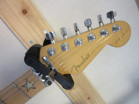 FENDER USA RICHIE SAMBORA STRATOCASTER ９０年代の希少なリッチーサンボラモデル！ - ギター買取 東京 -  ギターのじゃべらぼう