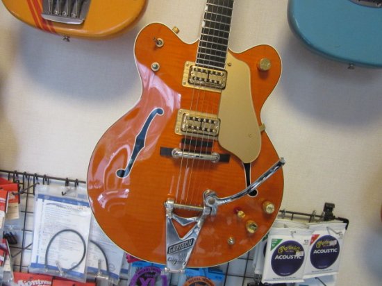 GRETSCH G6120DC NASHVILLE ダブルカッタウェイの6120ナッシュビル！ - ギター買取 東京 - ギターのじゃべらぼう