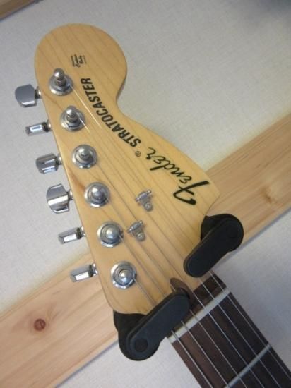 FENDER Highway One™ Stratocaster® (Upgrade) Guitar Review