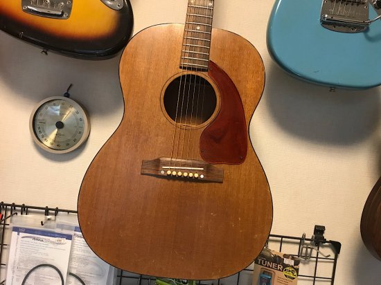 GIBSON LG-0 1960s ブルージーな60sギブソンスモールボディのラダーブレイスモデル！ - ギター買取 東京 - ギターのじゃべらぼう