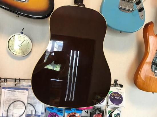 GIBSON SOUTHERN JUMBO TRUE VINTAGE 2009年製、状態良好なサザン