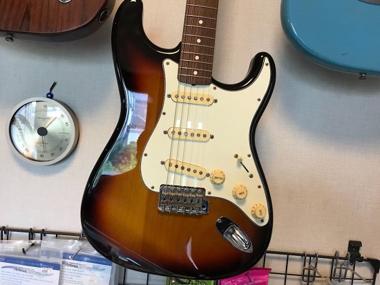 FENDER J ST62-TX 2008年製フェンジャパの６２ストラトキャスターです