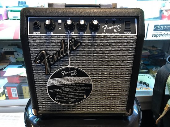 FENDER FRONTMAN 10G 自宅用に最適なフェンダーの小型ギターアンプ