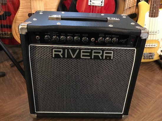 RIVERA PUBSTER 25 名機スーパーチャンプをベースに設計された小型チューブアンプです！ - ギター買取 東京 - ギターのじゃべらぼう