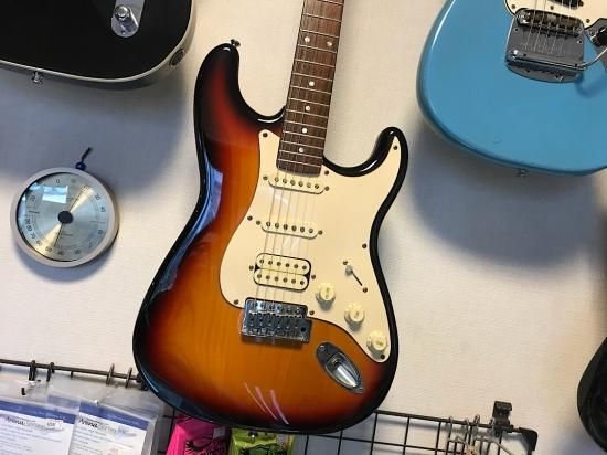 FERNANDES LE-1Z S-S-H お買い得なフェルナンデスのストラトタイプ！ - ギター買取 東京 - ギターのじゃべらぼう